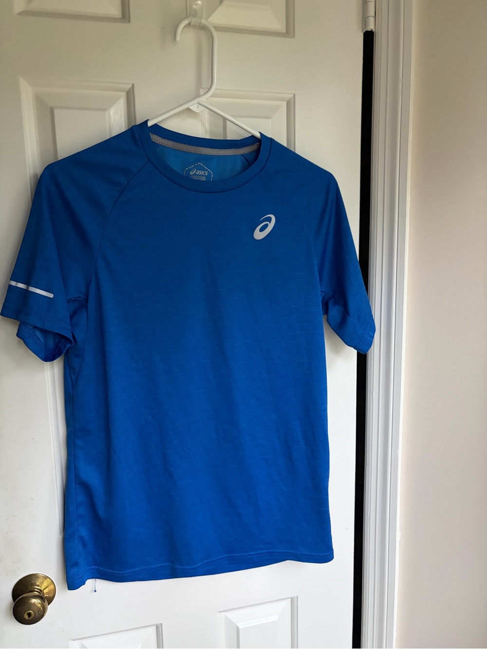 ASICS Men’s Bright Blue Short-Sleeve Athletic Tee